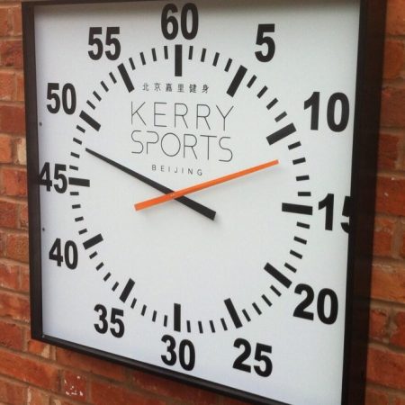 Pace Clock Cased Square Battery