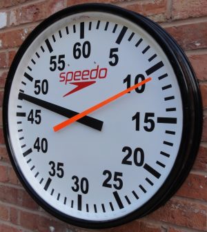 12 Speedo Training Clock 700mm-920mm (Round / Cased)